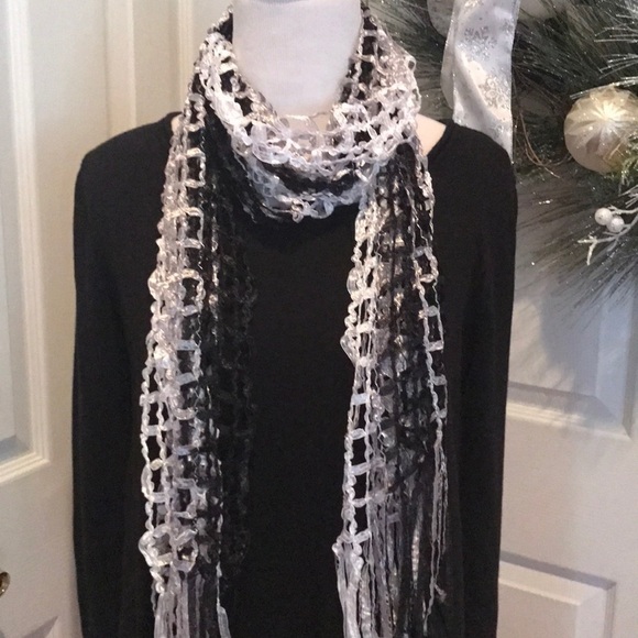 Black, gray, white silk blend windowpane scarf - Picture 1 of 3